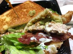 -The Habit Burger Grill 哈比特汉堡(爱琴海店)
