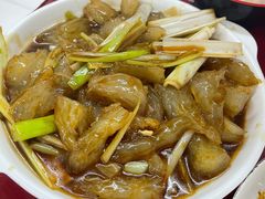 葱烧蹄筋-兴国苑酒店