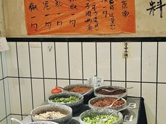 -黔有有贵州酸汤夺夺粉火锅(五味十字店)