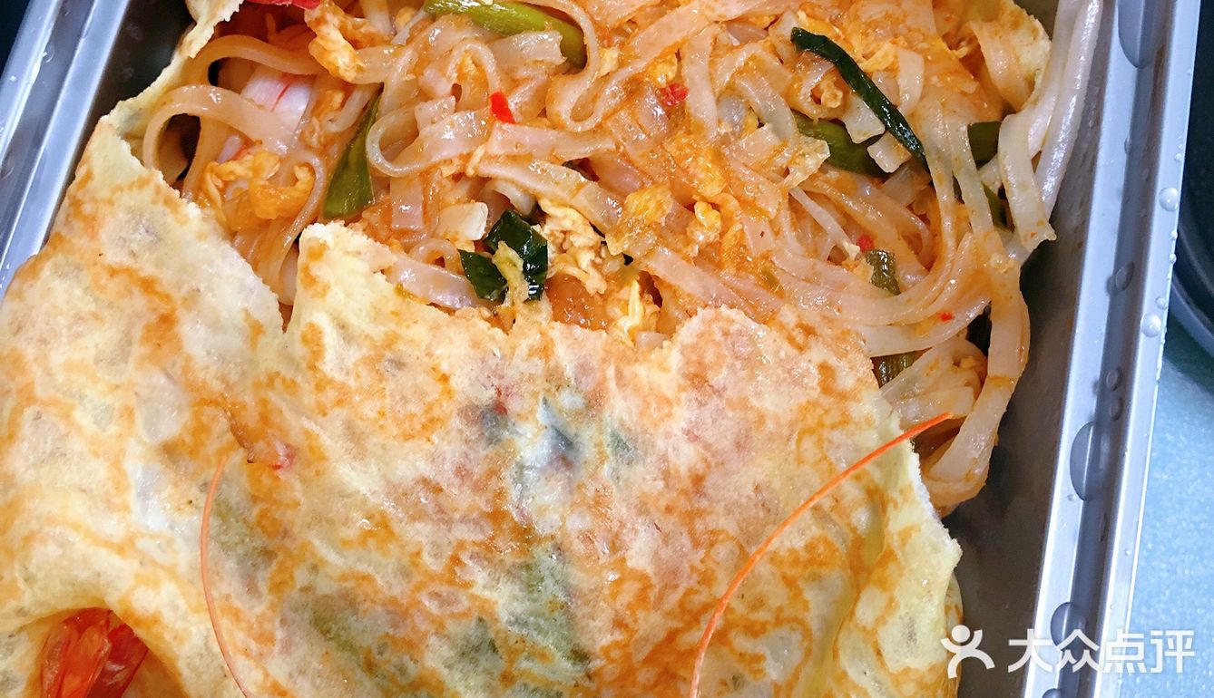 不到12点就需要排队一小时了。但是这个饭菜