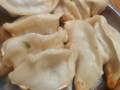 -黄阿姨锅贴大王(万航渡路店)