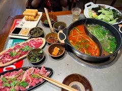 -苗阿哥酸汤牛肉火锅(体育场店)