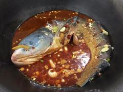 -三江鱼东北特色铁锅炖(骆驼店)
