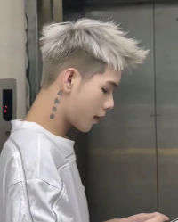 -慕名造型