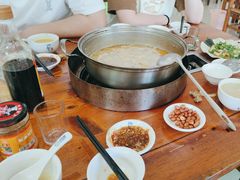 -15年老字号鑫鑫猪肚鸡·椰子鸡海南火锅(兴隆华侨农场店)