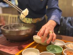 -良米山·云南野生菌过桥米线(上海首店)