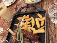 -灵意咖啡·西班牙美食(汕头金平万达广场店)