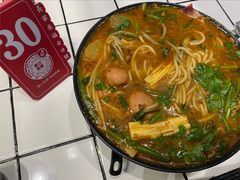 -肥汁米蘭香港米线(长宁来福士店)