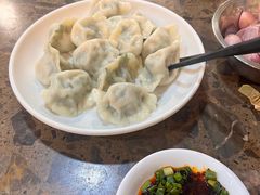 -周家大连水饺(美专校街店)