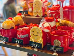 零售区-星巴克臻选(莘庄仲盛店)