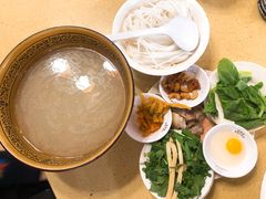 -桥香园云南过桥米线(金马碧鸡店)