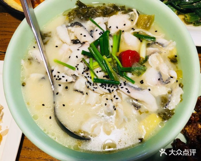 新白鹿餐厅(万达广场店)-酸菜鱼-菜-酸菜鱼图片-杭州美食-大众点评网