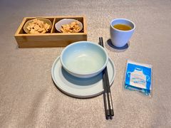 -有红鸡毛店·川菜(建设路店)