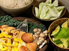 -三出山火锅(南京万象天地店)