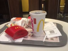 麦辣鸡腿堡套餐-麦当劳餐厅(龙平西路店)