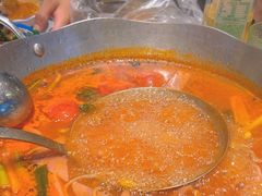 -王奋斗贵州酸汤牛肉火锅