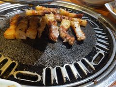 厚切五花肉-唯成•韩国炭火烤肉 유성고기