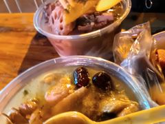 -燕子煨汤(山海关路店)