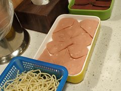 -五味缘小郡肝串串火锅(泛悦城市奥特莱斯店)