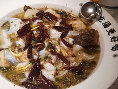 -江渔儿酸菜鱼(映月湖环宇城店)