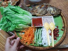 菜包鱼-傣泐金湾餐厅