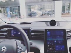 -蔚来中心(北京中关村店)