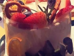 -山与蓝·轻糖鲜果蛋糕(勒泰店)