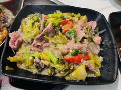 酸菜炒牛肉-合记汕头牛肉店(嘉禾路店)