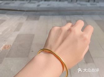 二十多岁的我竟然爱上了古法金手镯！