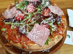 -Dragon Pizza•圆脸龙披萨·牛排餐厅