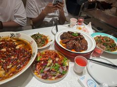 -辣小妮de川菜馆(红旗Mall店)