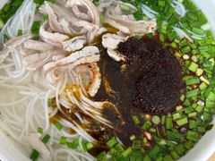 -龙树园麻辣米线