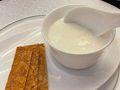 莲子蛋白杏仁茶-北京四季酒店·采逸轩