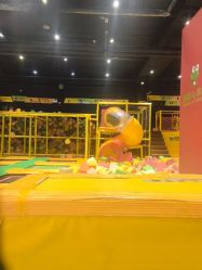 -蹦蹦跳跳(新奥购物中心店)