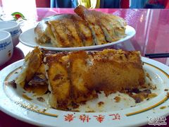 201003061518-大眼锅贴水饺(河东店)