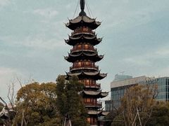 -龙华寺