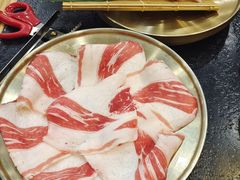 -臻牛烤肉