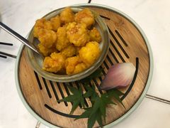 咸蛋黄焗虾球-莫干山郡安里度假酒店-桃尖中餐厅