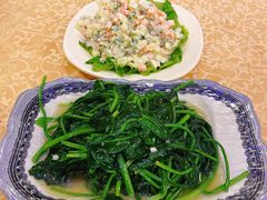 -维吾尔餐厅(宜山路店)