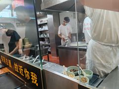 -亮亮拉面(师范路店)