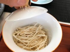 -荷风细雨·中国茶宴(碧云店)