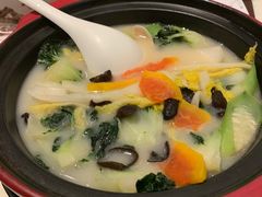 -港丽餐厅(高德置地店)