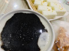 -周大娘牛乳(旧寨古村总店)