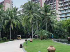 -三亚湾海居铂尔曼度假酒店