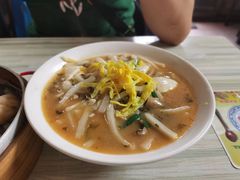 -嵊州特色小吃(萧山街店)