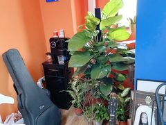 -八度音乐吉他教室(汉广店)