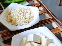 -鱼遇木桶斑鱼火锅(塔湾店)