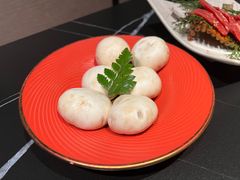 -山川小町·极番烧肉(新地假日广场店)