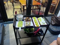 -阿润打边炉·鲜切鸡煲(华漕店)