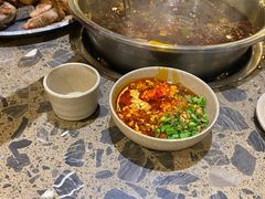 -肖肖酸萝卜鱼火锅(总店)